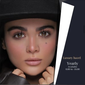 لنز ارایشی