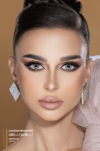 لنز ارایشی