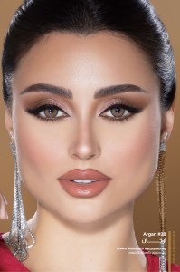 لنز ارایشی