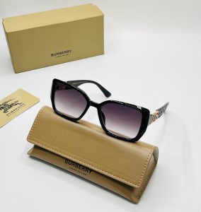 عینک افتابی زنانه بربری/BURBERRY مدلPC5509 عینک افتابی زنانه بربری/BURBERRY مدلPC5509