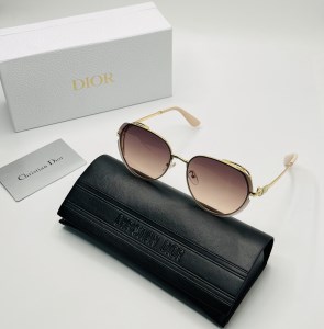 عینک افتابی زنانه دیور/Dior مدل 2583